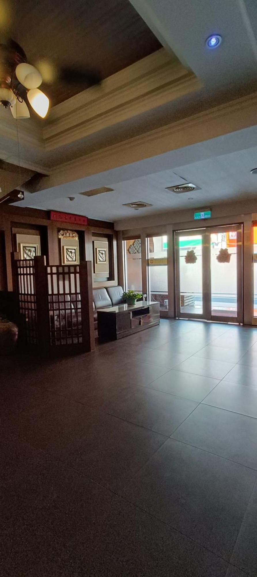 龍昇商務休閒飯店 Юнкан Экстерьер фото